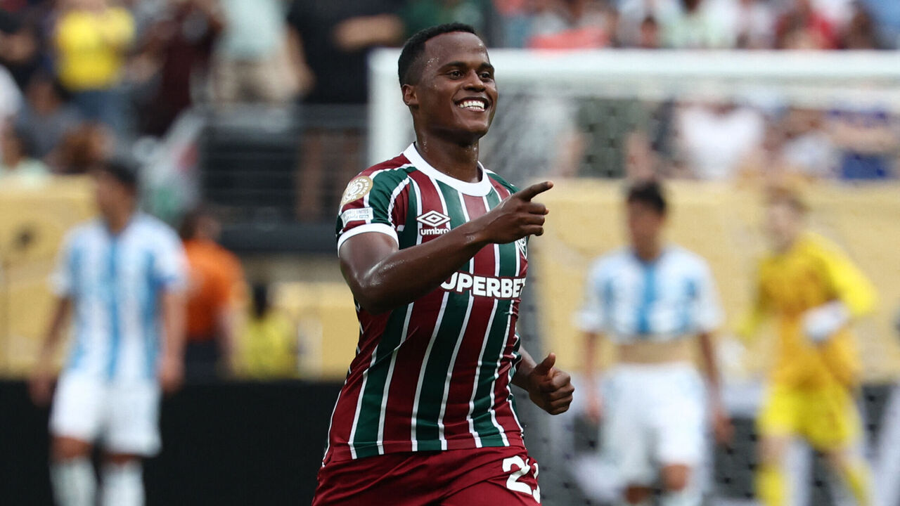 Fluminense's Colombian midfielder #21 Jhon Arias celebrates after scoring the opening goal during the FIFA Club World Cup 2025 Group F football match between Brazil's Fluminense and South Korea's Ulsan HD at the MetLife stadium in East Rutherford, New Jersey on June 21, 2025.