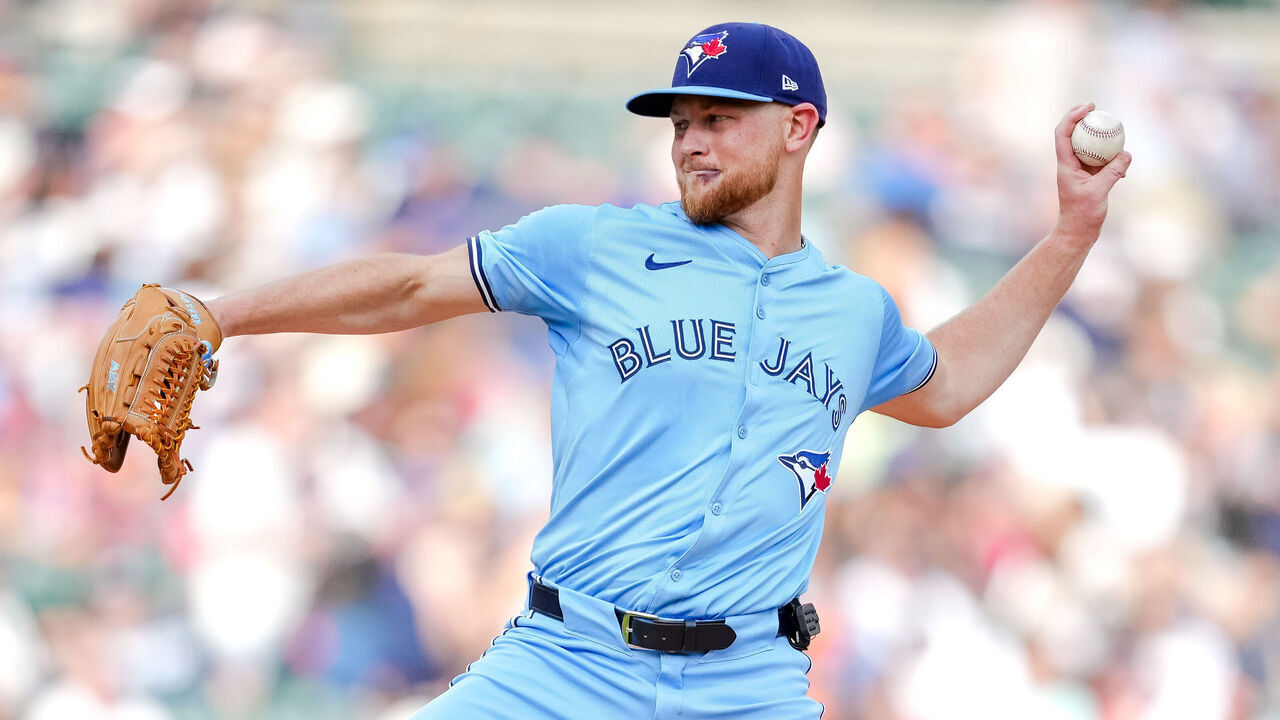 DETROIT, MICHIGAN - JULY 24: Eric Lauer #56 of the Toronto Blue Jays delivers a pitch against the Detroit Tigers during the bottom of the first inning at Comerica Park on July 24, 2025 in Detroit, Michigan.