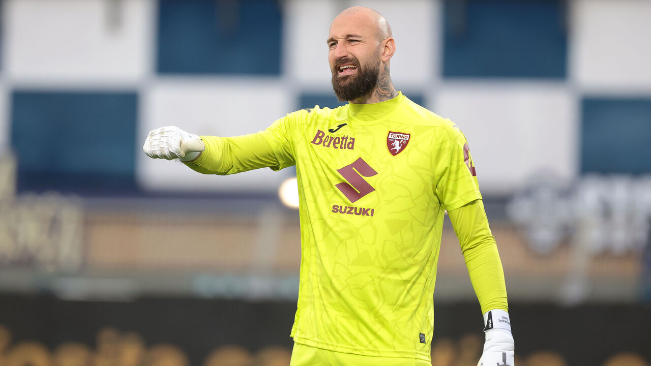 COMO, ITALY - APRIL 13: Vanja Milinkovic-Savic of Torino FC reacts during the Serie A match between Como 1907 and Torino FC at Stadio G. Sinigaglia on April 13, 2025 in Como, Italy.