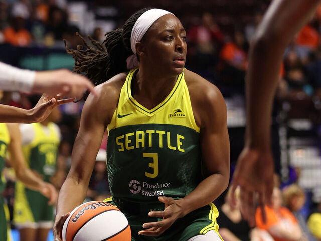 UNCASVILLE, CT - JULY 28: Nneka Ogwumike #3 of the Seattle Storm handles the ball during the game against the Connecticut Sun on July 28, 2025 at the Mohegan Sun Arena in Uncasville, Connecticut. Mandatory Copyright Notice: Copyright 2025 NBAE