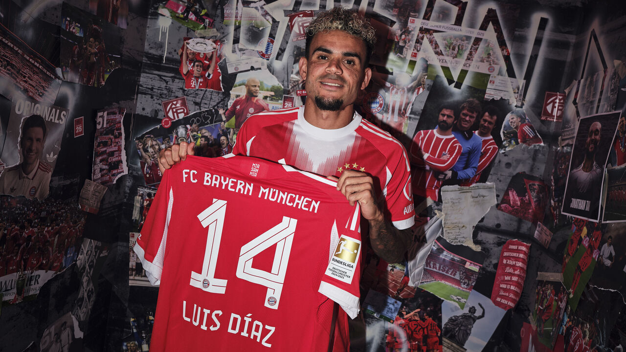 MUNICH, GERMANY - JULY 29: FC Bayern Muenchen unveils the signing of Luis Diaz of FC Bayern Muenchen on July 29, 2025 in Munich, Germany.