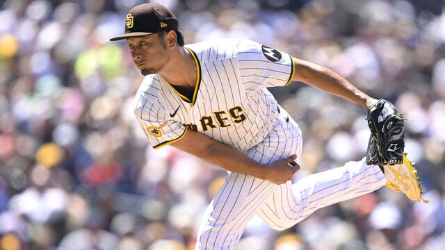 SAN DIEGO, CALIFORNIA - JULY 30: Yu Darvish #11 of the San Diego Padres pitches against the New York Mets during the fifth inning at Petco Park on July 30, 2025 in San Diego, California.