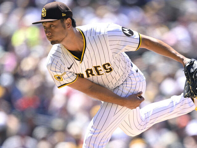 SAN DIEGO, CALIFORNIA - JULY 30: Yu Darvish #11 of the San Diego Padres pitches against the New York Mets during the fifth inning at Petco Park on July 30, 2025 in San Diego, California.