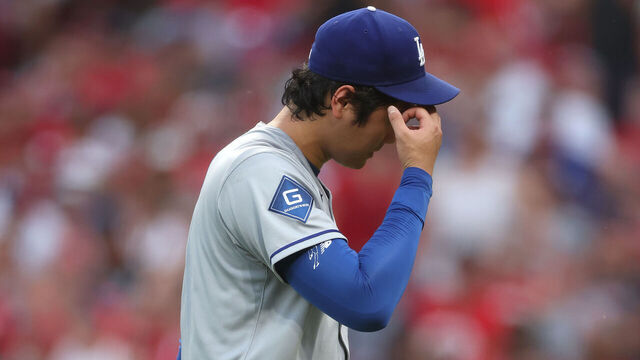 CINCINNATI, OHIO - JULY 30: Shohei Ohtani #17 of the Los Angeles Dodgers is removed as a pitcher in the fourth inning against the Cincinnati Reds at Great American Ball Park on July 30, 2025 in Cincinnati, Ohio.