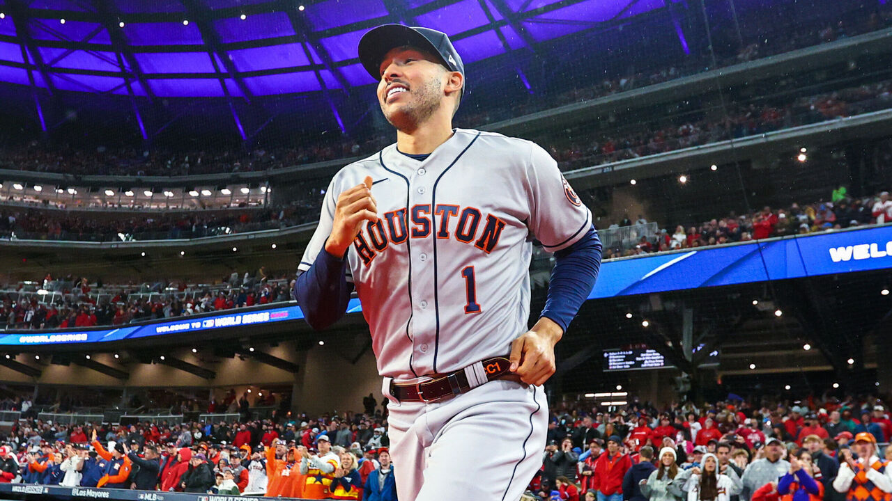 ATLANTA, GA - OCTOBER 29: Carlos Correa, #1 of the Houston Astros runs out before Game 3 of the 2021 World Series between the Houston Astros and the Atlanta Braves at Truist Park on Friday, October 29, 2021 in Atlanta, Georgia.