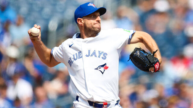 TORONTO, CANADA - AUGUST 2: Max Scherzer #31 of the Toronto Blue Jays pitches in the first inning of their MLB game against the Kansas City Royals at Rogers Centre on August 2, 2025 in Toronto, Ontario, Canada.