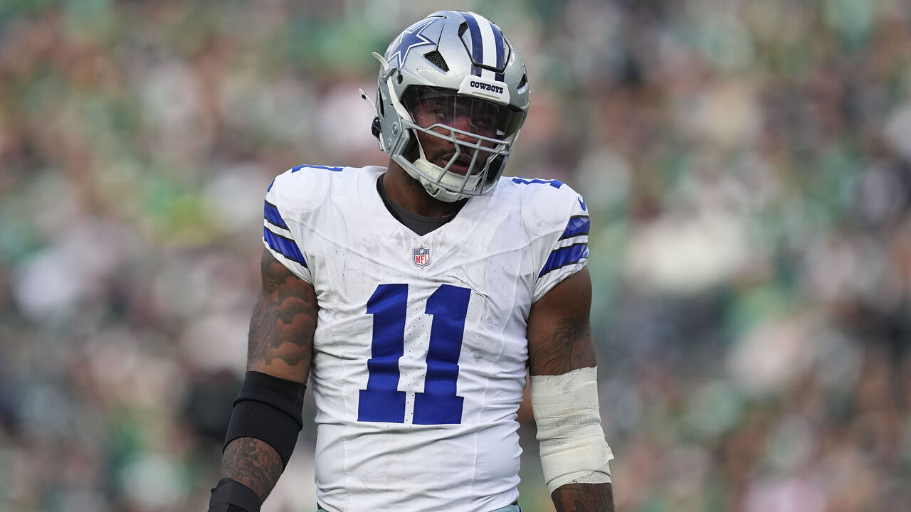 PHILADELPHIA, PENNSYLVANIA - DECEMBER 29: Micah Parsons #11 of the Dallas Cowboys looks on against the Philadelphia Eagles at Lincoln Financial Field on December 29, 2024 in Philadelphia, Pennsylvania.