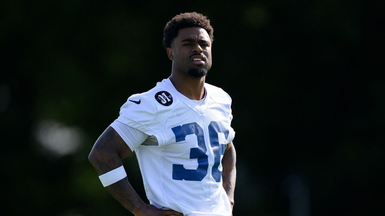 WESTFIELD, IN - JULY 24: Indianapolis Colts running back Salvon Ahmed (36) runs through a drill during the Indianapolis Colts training camp practice on July 24, 2025 at the Grand Park Sports Campus in Westfield, IN.