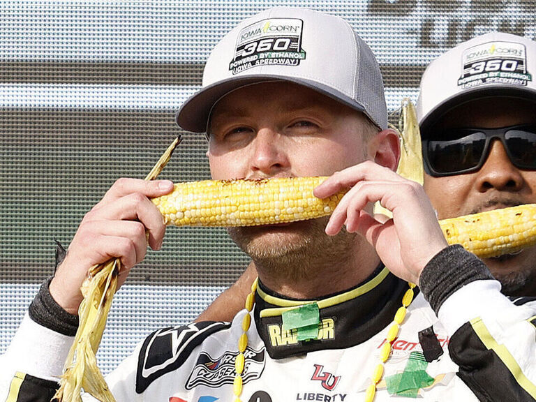 Byron overcomes fuel issues to earn win at Iowa