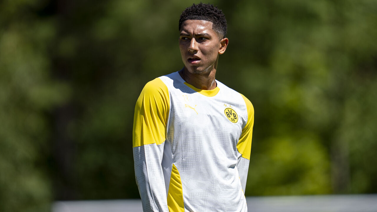 SAALFELDEN, AUSTRIA - AUGUST 5: Jobe Bellingham of Borussia Dortmund during a training session at the Borussia Dortmund Training Camp in Saalfelden on August 5, 2025 in Saalfelden, Austria.