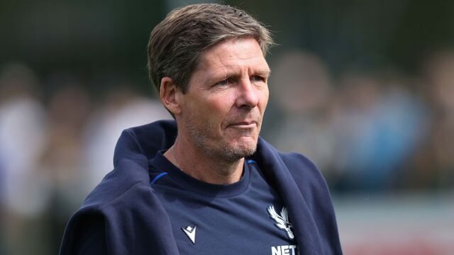 LINZ, AUSTRIA - AUGUST 1: Oliver Glasner Manager of Crystal Palace during the pre season friendly match between Augsburg v Crystal Palace at Hofmaninger Stadium on August 1, 2025 in Linz, Austria.