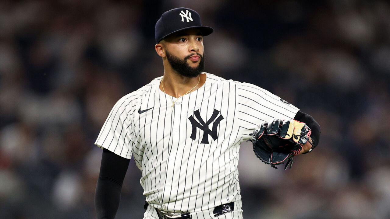 NEW YORK, NEW YORK - JULY 29: Devin Williams #38 of the New York Yankees looks on during the game against the Tampa Bay Rays at Yankee Stadium on July 29, 2025 in New York City.