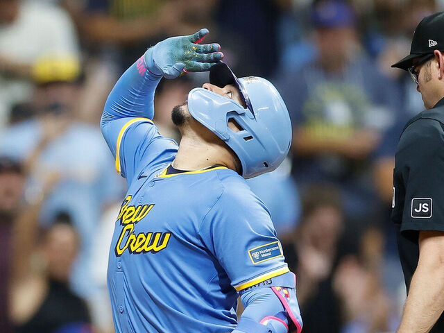 MILWAUKEE, WISCONSIN - AUGUST 09: William Contreras #24 of the Milwaukee Brewers crosses home plate after hitting a two run home run in the seventh inning against the New York Mets at American Family Field on August 09, 2025 in Milwaukee, Wisconsin.