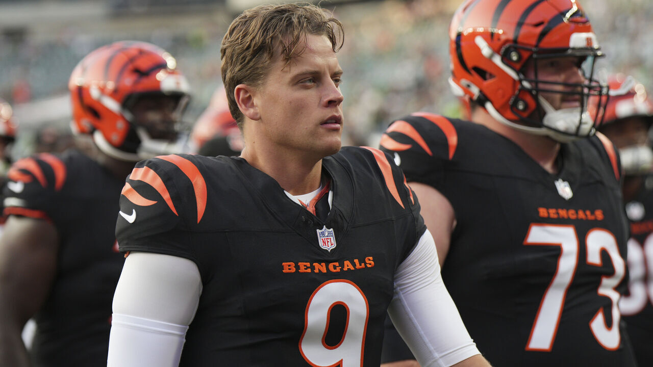PHILADELPHIA, PA - AUGUST 07: Cincinnati Bengals quarterback Joe Burrow (9) looks on during the preseason game between the Cincinnati Bengals and the Philadelphia Eagles on August 7, 2025 at Lincoln Financial Field in Philadelphia, PA.