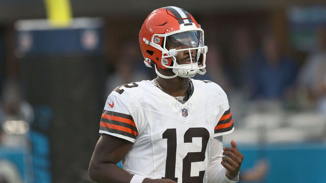 CHARLOTTE, NC - AUGUST 08: Cleveland Browns quarterback Shedeur Sanders (12) during a NFL preseason football game between the Cleveland Browns and the Carolina Panthers on August 8, 2025, at Bank of America Stadium in Charlotte, N.C.