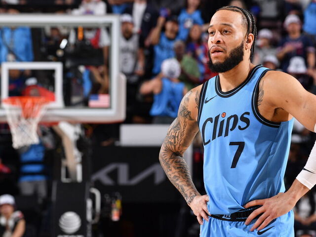 INGLEWOOD, CA - MARCH 21: Amir Coffey #7 of the LA Clippers looks on during the game against the Memphis Grizzlies on March 21, 2025 at Intuit Dome in Los Angeles, California. NOTE TO USER: User expressly acknowledges and agrees that, by downloading and/or using this Photograph, user is consenting to the terms and conditions of the Getty Images License Agreement. Mandatory Copyright Notice: Copyright 2025 NBAE