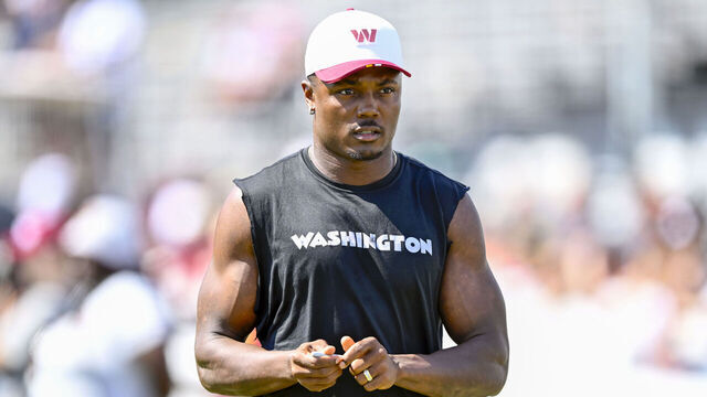 ASHBURN, VA - AUGUST 2 : Washington Commanders wide receiver Terry McLaurin walks onto the field at the conclusion of practice. McLaurin is without a contract and doesn't participate with the team during training camp in Ashburn, VA on August 2, 2025.