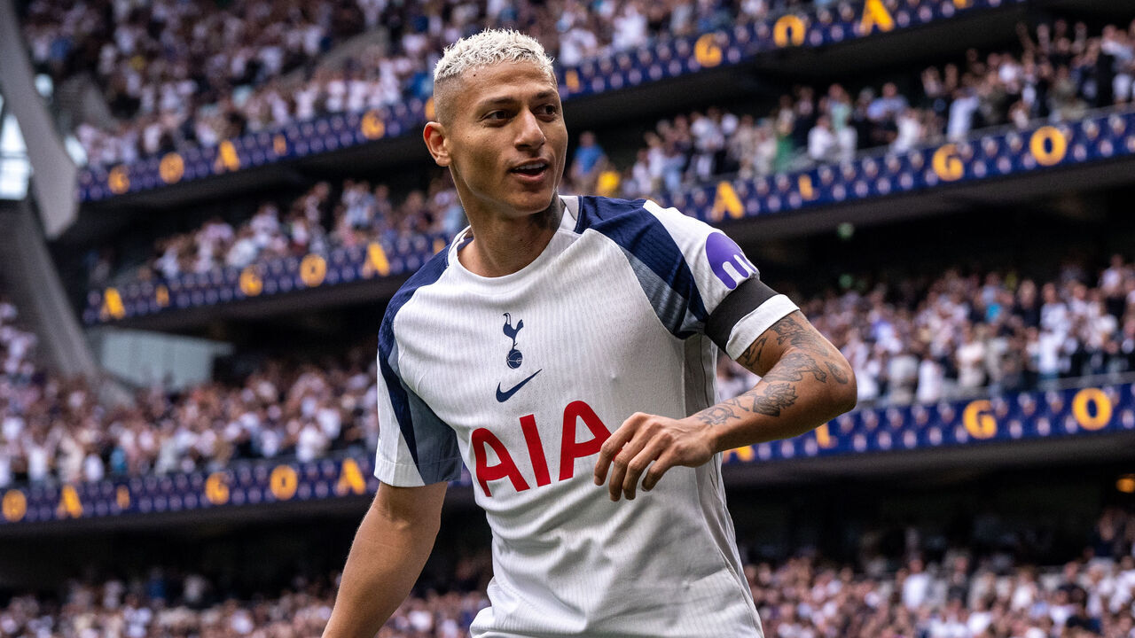 LONDON, ENGLAND - AUGUST 16: Richarlison of Tottenham Hotspur celebrates after scoring opening goal during the Premier League match between Tottenham Hotspur and Burnley at Tottenham Hotspur Stadium on August 16, 2025 in London, England.