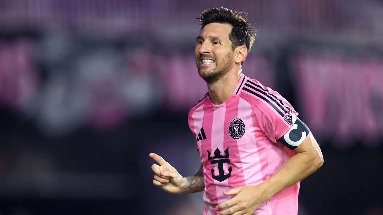 FORT LAUDERDALE, FLORIDA - AUGUST 16: Lionel Messi #10 of Inter Miami CF celebrates after scoring the team's second goal during the MLS match between Inter Miami CF and LA Galaxy at Chase Stadium on August 16, 2025 in Fort Lauderdale, Florida.