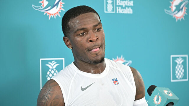 MIAMI GARDENS, FL - JULY 25: De'Von Achane #28, speaks with media during the Miami Dolphins Training Camp on July 25, 2025, at the Baptist Health Training Complex in Miami Gardens, Florida.