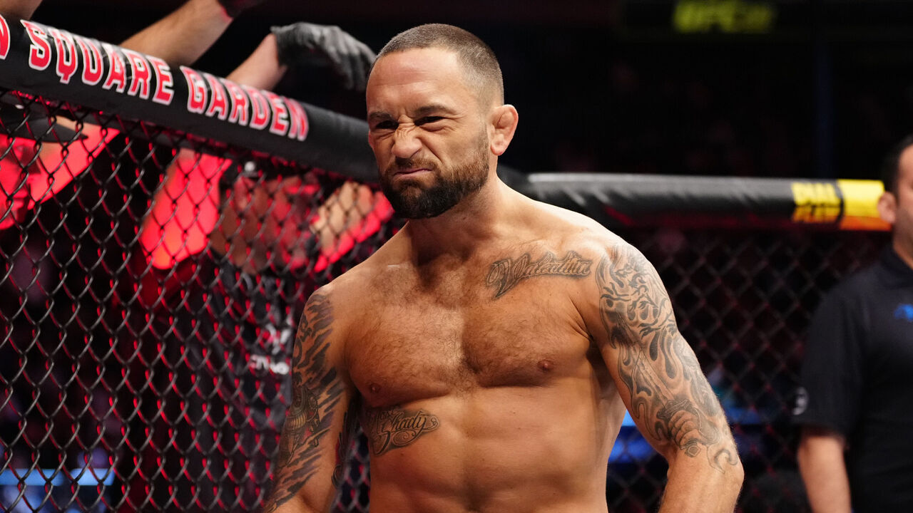 NEW YORK, NEW YORK - NOVEMBER 12: Frankie Edgar prepares to fight Chris Gutierrez in a bantamweight bout during the UFC 281 event at Madison Square Garden on November 12, 2022 in New York City.