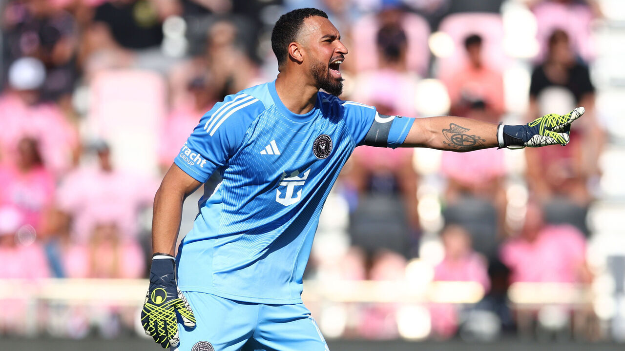 FORT LAUDERDALE, FLORIDA - APRIL 27: Drake Callender #1 of Inter Miami CF reacts during the MLS match between Inter Miami CF and FC Dallas at Chase Stadium on April 27, 2025 in Fort Lauderdale, Florida.