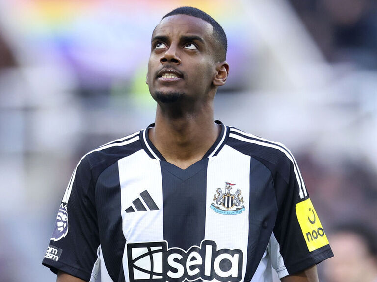 Isak still focused on leaving Newcastle: 'Relationship can't continue' Isak still focused on leaving Newcastle: 'Relationship can't continue'