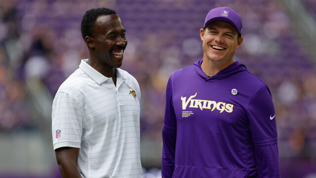 MINNEAPOLIS, MN - AUGUST 09: Minnesota Vikings head coach Kevin O'Connell and general manager Kwesi Adofo-Mensah talk before the NFL preseason game between the Houston Texans and Minnesota Vikings on August 9th, 2025, in Minneapolis, MN.