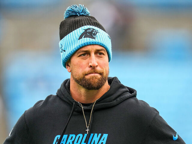 Report: Vikings interested in trading for Panthers' Thielen | theScore.com