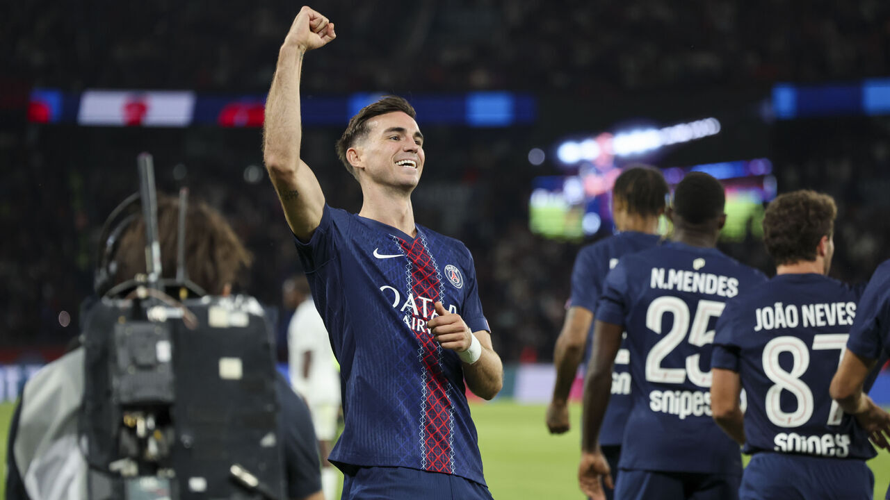 PARIS, FRANCE - AUGUST 22: Fabian Ruiz Pena #8 of Paris Saint-Germain celebrates scoring his team's first goal during the Ligue 1 McDonald's match between Paris Saint-Germain and Angers SCO at Parc des Princes on August 22, 2025 in Paris, France.