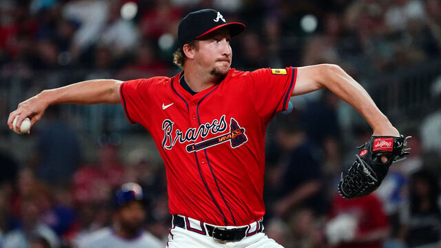 ATLANTA, GEORGIA - AUGUST 22: Erick Fedde #22 of the Atlanta Braves pitching against the New York Mets during the fourth inning at Truist Park on August 22, 2025 in Atlanta, Georgia.