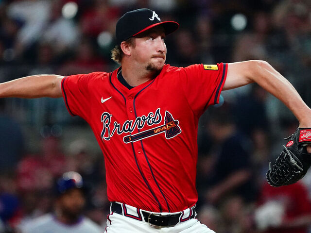 ATLANTA, GEORGIA - AUGUST 22: Erick Fedde #22 of the Atlanta Braves pitching against the New York Mets during the fourth inning at Truist Park on August 22, 2025 in Atlanta, Georgia.