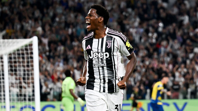 TURIN, ITALY - AUGUST 24: Jonathan David of Juventus FC celebrates Juventus first goal during the Serie A match between Juventus FC and Parma Calcio 1913 at Allianz Stadium on August 24, 2025 in Turin, Italy.