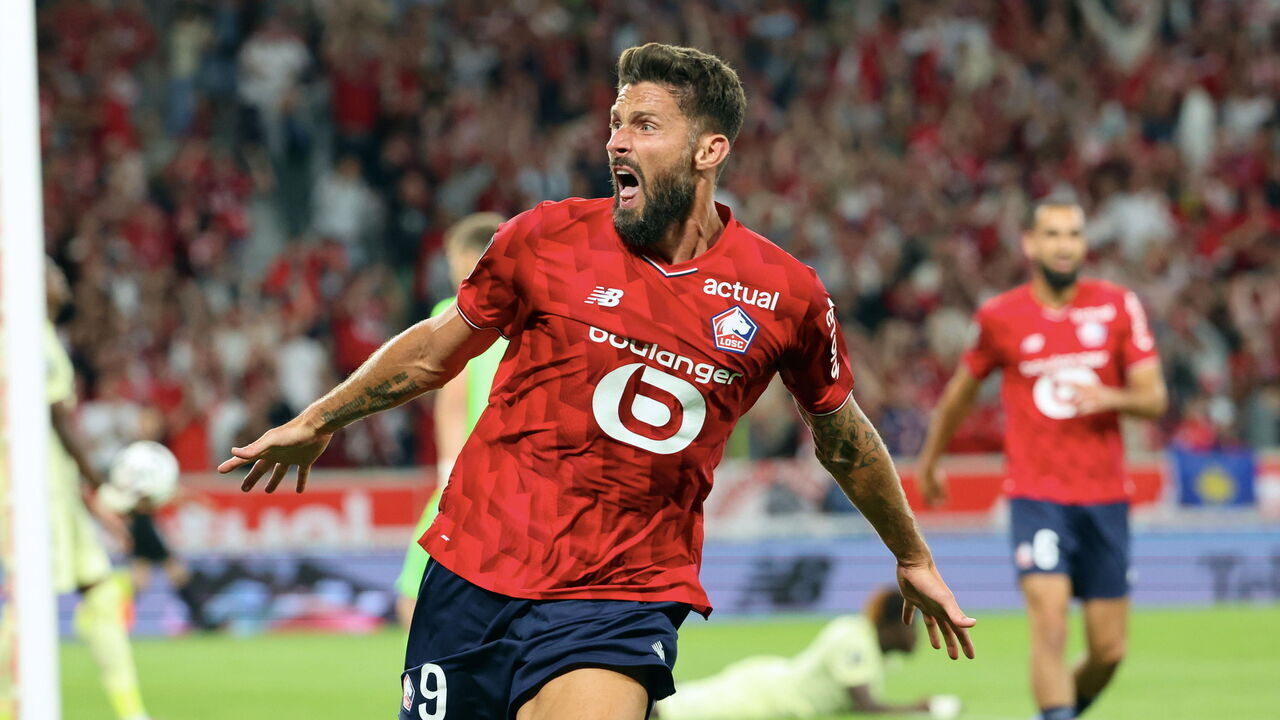 LILLE, FRANCE - AUGUST 24: Olivier Giroud #9 of Lille OSC celebrates his first goal during the Ligue 1 McDonald's match between Lille OSC and AS Monaco at Stade Pierre Mauroy on August 24, 2025 in Lille, France.