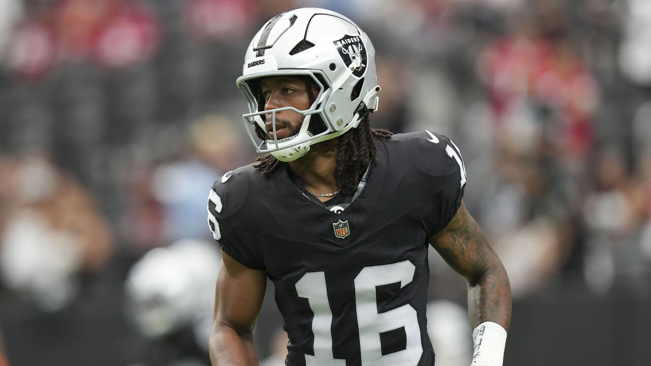 LAS VEGAS, NEVADA - AUGUST 16: Jakobi Meyers #16 of the Las Vegas Raiders runs a drill during warm up before a NFL Preseason 2025 game against the San Francisco 49ers at Allegiant Stadium on August 16, 2025 in Las Vegas, Nevada. The 49ers defeated the Raiders 22-19.