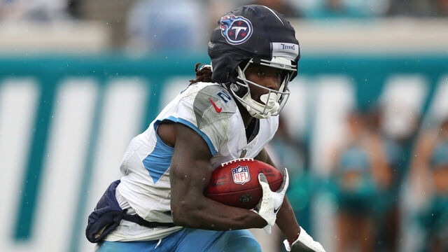 JACKSONVILLE, FLORIDA - DECEMBER 29: Tyjae Spears #2 of the Tennessee Titans carries the ball during the first half against the Jacksonville Jaguars at EverBank Stadium on December 29, 2024 in Jacksonville, Florida.