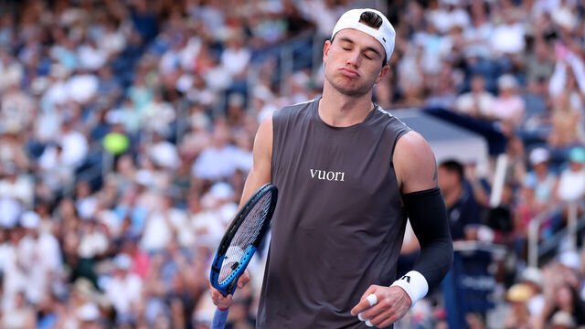 NEW YORK, NEW YORK - AUGUST 25: Jack Draper of the United Kingdom reacts against Federico Agustin Gomez of Argentina during their Men's Singles First Round match on Day Two of the 2025 US Open at USTA Billie Jean King National Tennis Center on August 25, 2025 in the Flushing neighborhood of the Queens borough of New York City.