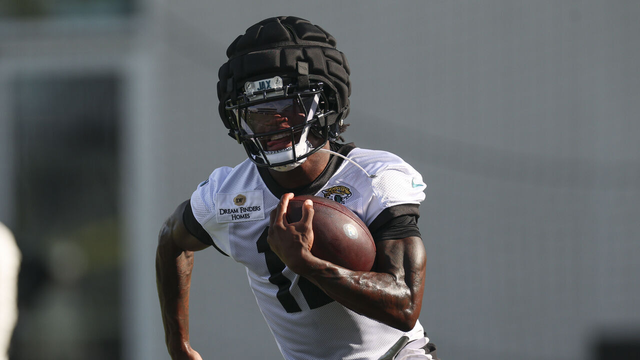 JACKSONVILLE, FLORIDA - AUGUST 11: Travis Hunter #12 of the Jacksonville Jaguars practices during Training Camp at Miller Electric Center on August 11, 2025 in Jacksonville, Florida.