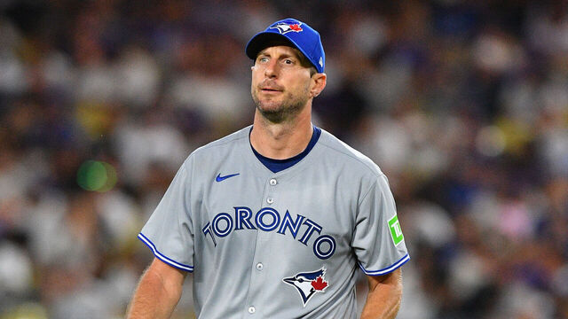 LOS ANGELES, CA - AUGUST 08: Toronto Blue Jays pitcher Max Scherzer (31) looks on during the MLB game between the Toronto Blue Jays and the Los Angeles Dodgers on August 8, 2025 at Dodger Stadium in Los Angeles, CA.