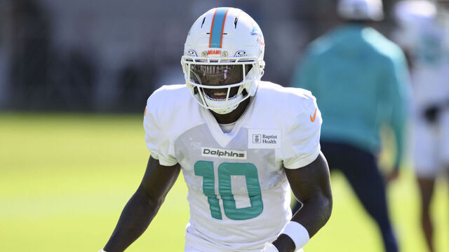MIAMI GARDENS, FL - AUGUST 02: Miami Dolphins wide receiver Tyreek Hill (10) stands on the field during the Miami Dolphins Training Camp on August 2, 2025, at the Baptist Health Training Complex in Miami Gardens, FL.