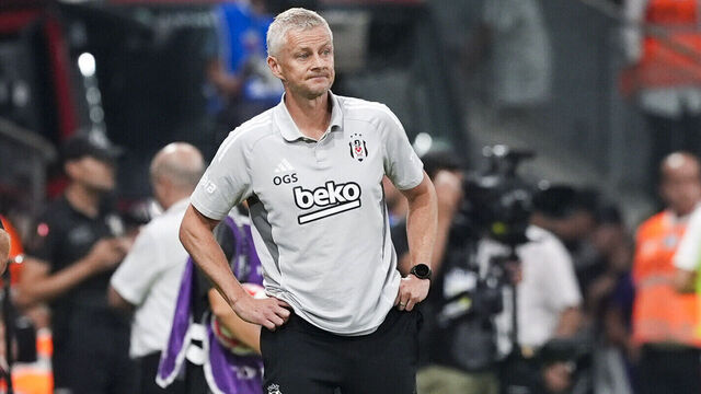 ISTANBUL, TURKIYE - AUGUST 17: Head coach of Besiktas Ole Gunnar Solskjaer watches the Turkish Super Lig week-two football match between Besiktas and ikas Eyupspor at Tupras Stadium in Istanbul, Turkiye on August 17, 2025.