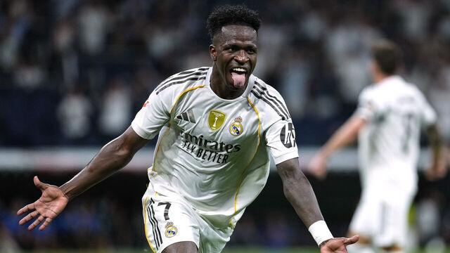 MADRID, SPAIN - AUGUST 30: Vinicius Junior of Real Madrid celebrates his goal during the LaLiga EA Sports match between Real Madrid CF and RCD Mallorca at Estadio Santiago Bernabeu on August 30, 2025 in Madrid, Spain.