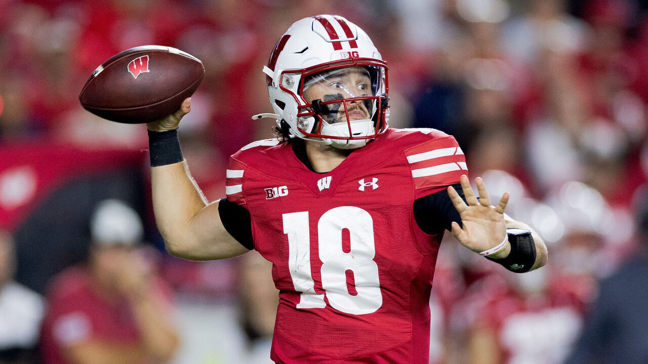 MADISON, WI - AUGUST 28: Wisconsin Badgers quarterback Danny O'Neil (18) throws a pass durning a college football game between the Miami (OH) Redhawks and the Wisconsin Badgers on August 28, 2025 at Barry Alvarez field inside Camp Randall Stadium in Madison, WI.