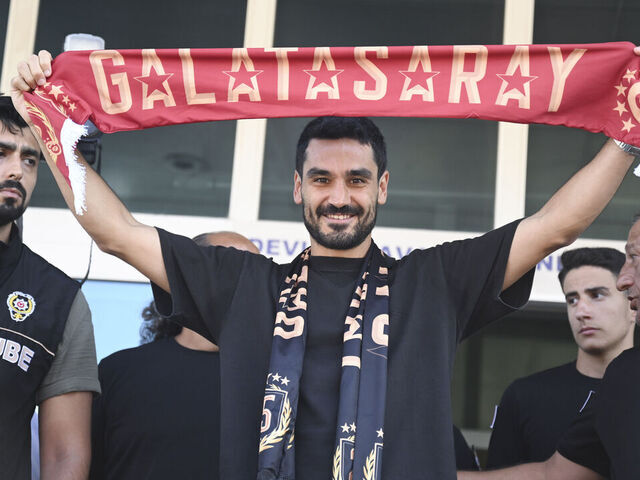 ISTANBUL, TURKIYE - SEPTEMBER 2: Ilkay Gundogan, midfielder for Premier League club Manchester City, arrives in Istanbul as transfer negotiations begin with Galatasaray, on September 2, 2025.