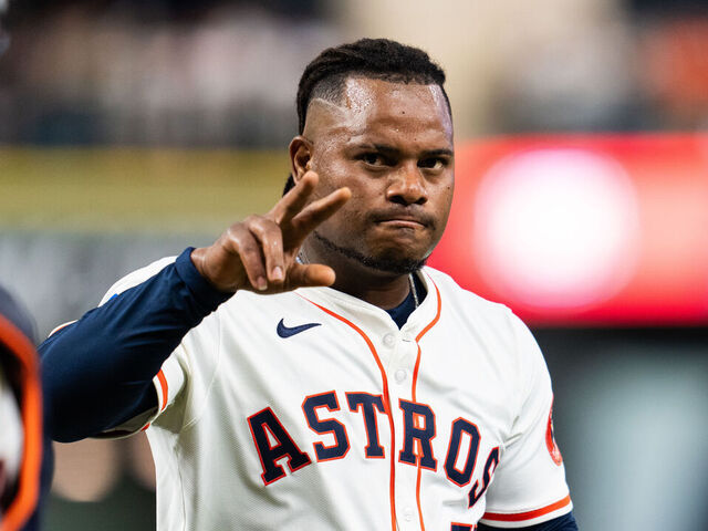 HOUSTON, TEXAS - SEPTEMBER 02: Framber Valdez #59 of the Houston Astros waves at the crowd after the third inning against the New York Yankees at Daikin Park on September 02, 2025 in Houston, Texas.