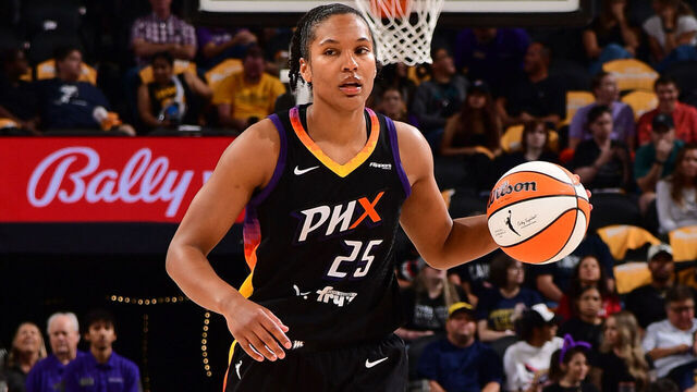 PHOENIX, AZ - SEPTEMBER 2: Alyssa Thomas #25 of the Phoenix Mercury handles the ball during the game against the Indiana Fever on September 2, 2025 at PHX Arena in Phoenix, Arizona. Mandatory Copyright Notice: Copyright 2025 NBAE