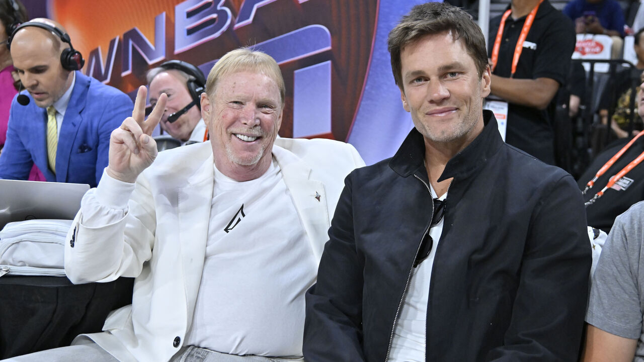 LAS VEGAS, NV - OCTOBER 8: Mark Davis and Tom Brady attend Game 1 of the 2023 WNBA Finals on October 8, 2023 at the Michelob ULTRA Arena in Las Vegas, Nevada. Mandatory Copyright Notice: Copyright 2023 NBAE