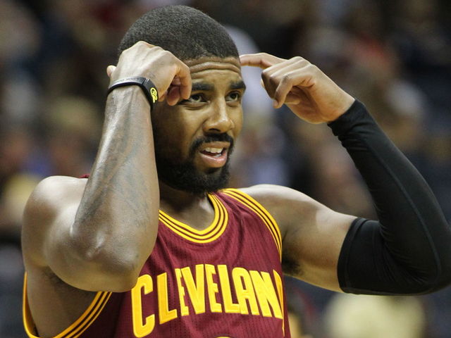 Cavs' Irving re-aggravated knee injury in Game 6, Blatt says 'he'll be OK'