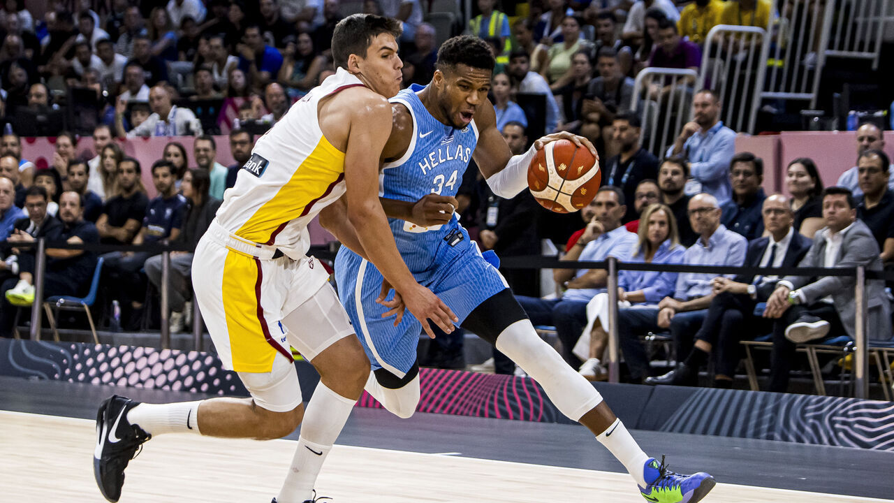 LIMASSOL, CYPRUS - SEPTEMBER 04: Giannis Antetokounmpo of Greece drives to the basket during the Group C FIBA Eurobasket 2025 game between Spain v Greece at Spyros Kyprianou Arena on September 04, 2025 in Limassol, Cyprus.