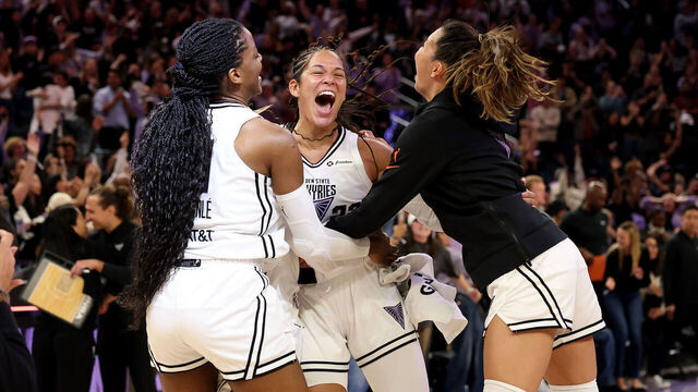 SAN FRANCISCO, CALIFORNIA - SEPTEMBER 04: Veronica Burton #22 of the Golden State Valkyries celebrates with teammates after they beat the Dallas Wings at Chase Center on September 04, 2025 in San Francisco, California. The victory clinches a spot in the playoffs.